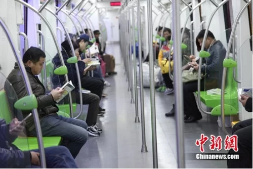 “丢书大作战”营销or公益? 主办方否认考验国民素质(图5) “丢书大作战”营销or公益? 主办方否认考验国民素质(图5)