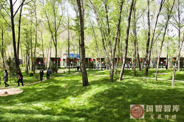 山西灵丘北泉营地为500户贫困户脱贫铺路(图2) 红石塄乡风景如画