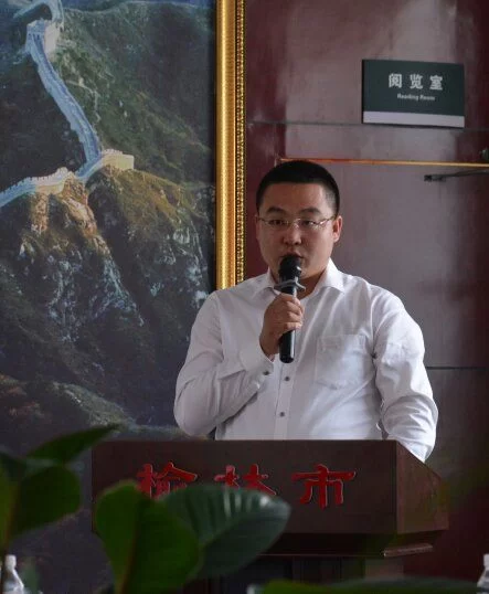 弘扬路遥精神 榆林市路遥文学联谊会第二次会员代表大会召开(图3) 路遥文学联谊会会员、理事、理事单位代表李波发言