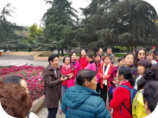 现场讲解三星堆历史人文