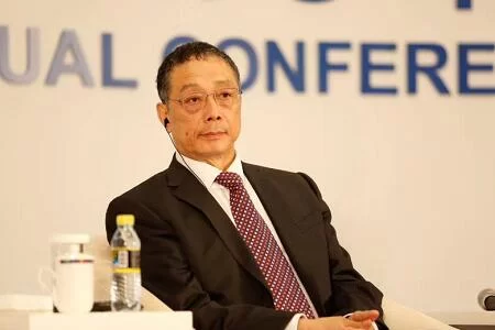 李铁:落户限制是城镇化最大挑战 难道只有大学生才是人才?(图1) 李铁:落户限制是城镇化最大挑战 难道只有大学生才是人才?