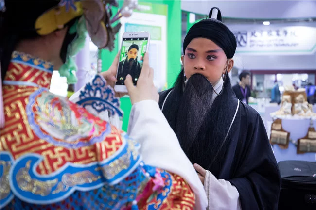 参展院校和教育机构演出