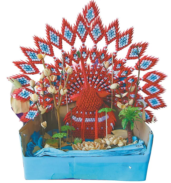 榆林职业技术学院:精美毕业展诠释美育成果(图4) 孔雀