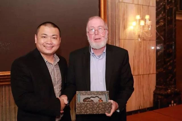 物宝天华,流光溢彩——暨唐人祥曜变天目 惊艳2018北京文交会(图5) 物宝天华,流光溢彩——暨唐人祥曜变天目 惊艳2018北京文交会