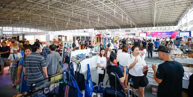 现场交易成果丰硕 文化消费深入人心——2018北京文交会圆满落幕(图1) 现场交易成果丰硕 文化消费深入人心——2018北京文交会圆满落幕