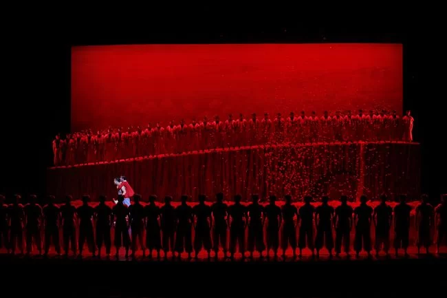 献礼改革开放四十周年——山西《解放》携9年演出千场荣耀重回国家大剧院(图4) 演出剧照