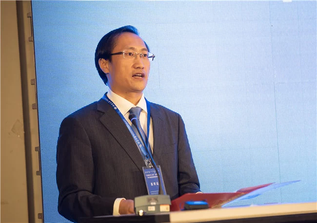 扎赉诺尔人类头骨化石年代测定结果发布会在北京召开(图2) 中共内蒙古自治区满洲里市委常委、扎赉诺尔区委书记高闻何作了主旨发言