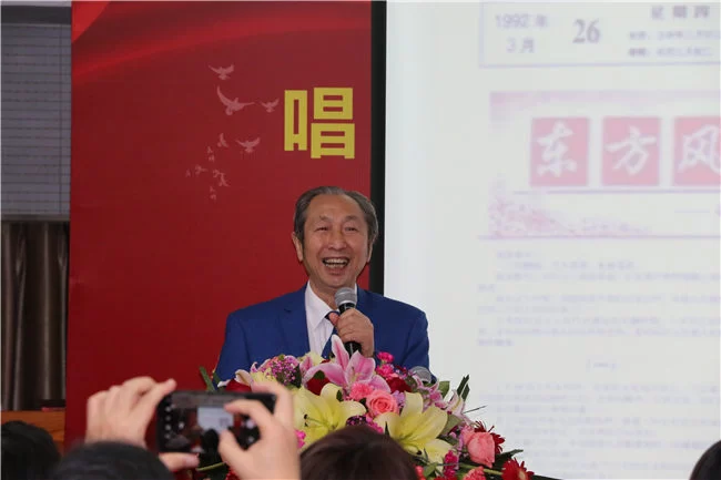 新时代主旋律歌曲《中国梦》北京新闻发布会暨“中国梦联盟”筹建在北京启动(图4) 著名词作家、《中国梦》歌曲作词蒋开儒发言