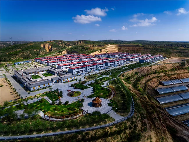 陕西榆阳:向老百姓提交高质量发展的“幸福答卷”(图4) 赵家峁村美丽乡村