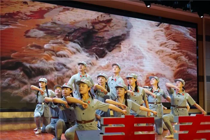 纪念五四运动100周年：西安市新城区表彰优秀青年(图3)