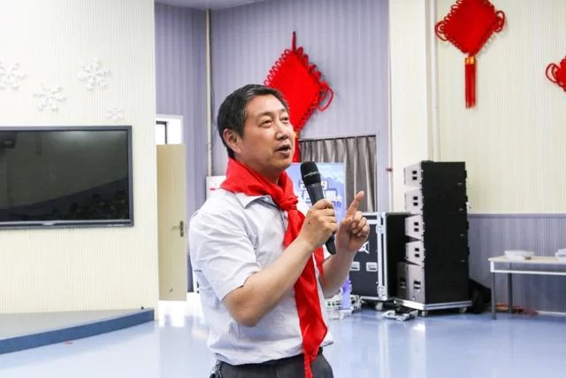 “蓝色畅想”海洋科普进校园活动在京启动(图1) “蓝色畅想”海洋科普进校园活动在京启动(图1)