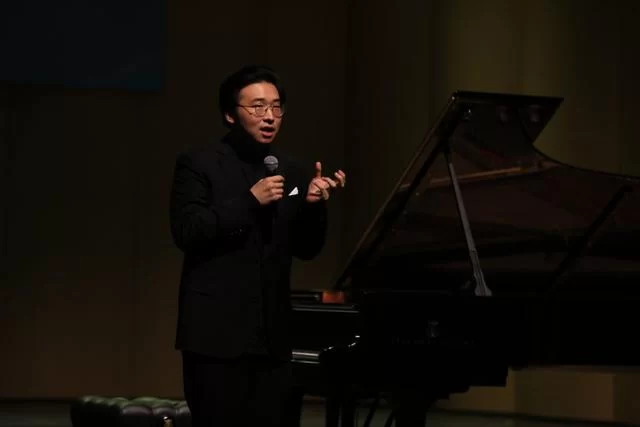 青岛海洋国际音乐季,董霏霏、朱傲文钢琴独奏音乐会成功上演(图5) 青岛海洋国际音乐季,董霏霏、朱傲文钢琴独奏音乐会成功上演(图5)