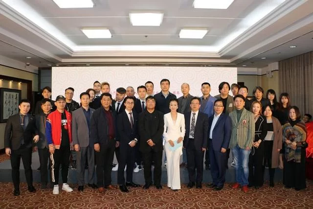 澳门回归20周年主题曲《莲成一家》在京发布(图2)