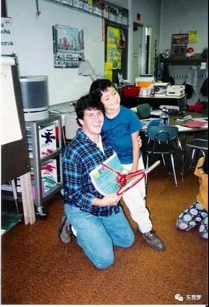 来自哥伦比亚的"高飞先生",热忱为东莞纠正英文路标(图7) 来自哥伦比亚的"高飞先生",热忱为东莞纠正英文路标(图7)