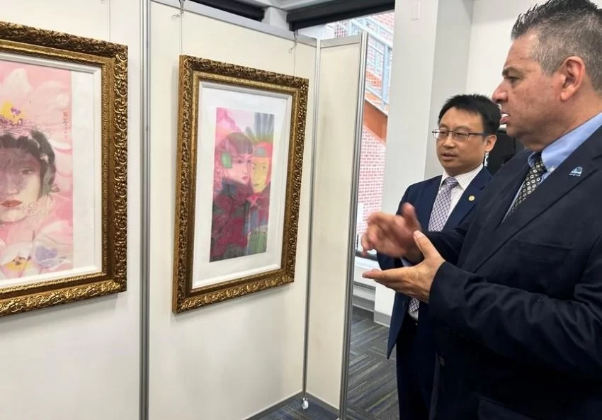 2024“艺术与生命”国际艺术邀请展学术论坛在美国圣彼得大学举行(图13)