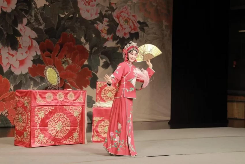 河南戏曲六进清华大学，师生与艺术家“尖锐”对话(图7)