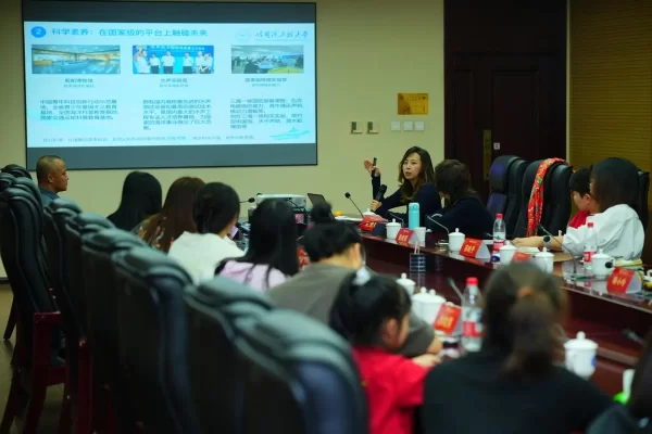 “算珠”对话“大国重器”：“大位杯”青少年非遗美育实践活动在哈尔滨工程大学启动(图6)