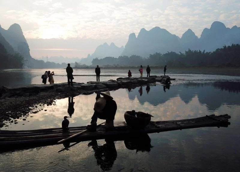 奋斗百年路 启航新征程丨“红+绿”让漓江人端起“金饭碗”(图3) 奋斗百年路 启航新征程丨“红+绿”让漓江人端起“金饭碗”(图3)