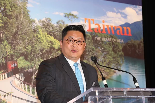 “没有陆客的台湾”广告岛内疯传 台观光局回应(图1)