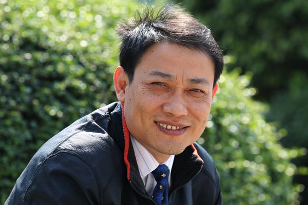 《民间樟城》:东莞樟木头的“清明上河图”——作家陈剑锋17年磨一剑写书记录樟木头文化变迁(图2) 《民间樟城》:东莞樟木头的“清明上河图”——作家陈剑锋17年磨一剑写书记录樟木头文化变迁(图2)