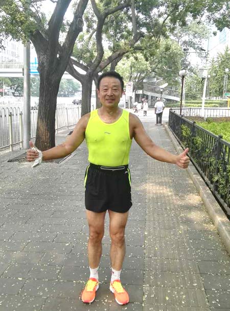 “中国阿甘”李战哲：奔跑半世纪 还想再跑30年(图1)