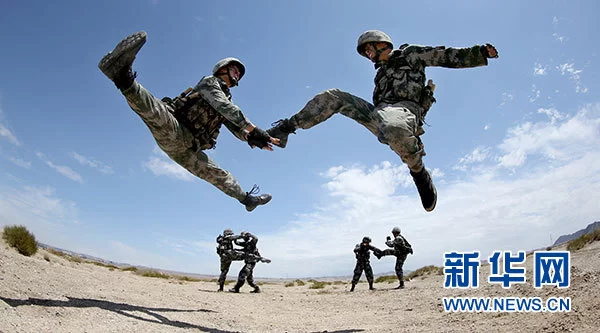 把血性基因注入官兵骨髓——感受新疆军区某步兵师的使命担当(图1)