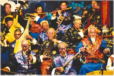 丽江古城 商业化与文化的角力(人民眼·古城保护)(图1) 丽江古城 商业化与文化的角力(人民眼·古城保护)(图1)