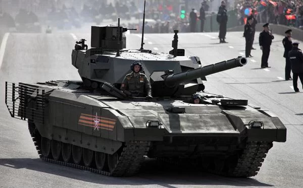 详解俄“阿玛塔”坦克：相比西方坦克仍多有短板(图1)