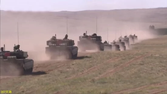 美媒：中国99式坦克列装超500辆 能洞穿美军M1A2(图3)