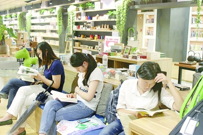 实体书店回暖了吗
