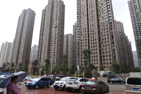 美媒称中国房产泡沫＂如期而至＂:多因素导致(图1)