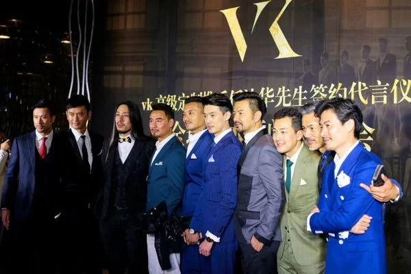 任达华代言VK正装,11月18日同登“百男大秀”T台!(图6) 任达华代言VK正装,11月18日同登“百男大秀”T台!(图6)