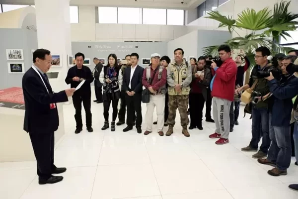 “绿水青山、乡土家园”--全国第八届“群艺杯”摄影艺术展览在2016北京国际摄影周精彩亮相(图3) “绿水青山、乡土家园”--全国第八届“群艺杯”摄影艺术展览在2016北京国际摄影周精彩亮相(图3)