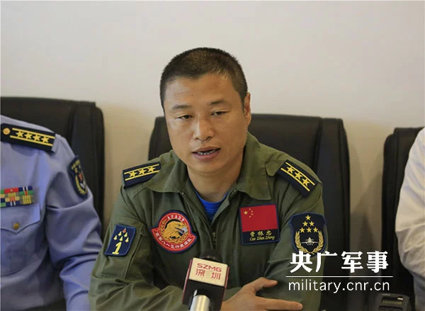 空军新闻发言人:歼-20将提升空军综合战斗能力(图3) 空军新闻发言人:歼-20将提升空军综合战斗能力(图3)