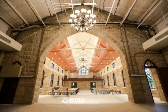 组图:浙大礼堂超赞 媲美哈利波特魔法学校(图1) 组图:浙大礼堂超赞 媲美哈利波特魔法学校(图1)