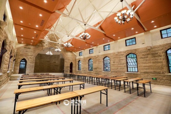 组图:浙大礼堂超赞 媲美哈利波特魔法学校(图2) 组图:浙大礼堂超赞 媲美哈利波特魔法学校(图2)