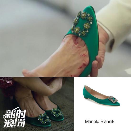 全智贤美人鱼同款鞋上线 深扒那些被韩剧捧红的鞋(图5) 全智贤穿MB经典方扣平底鞋