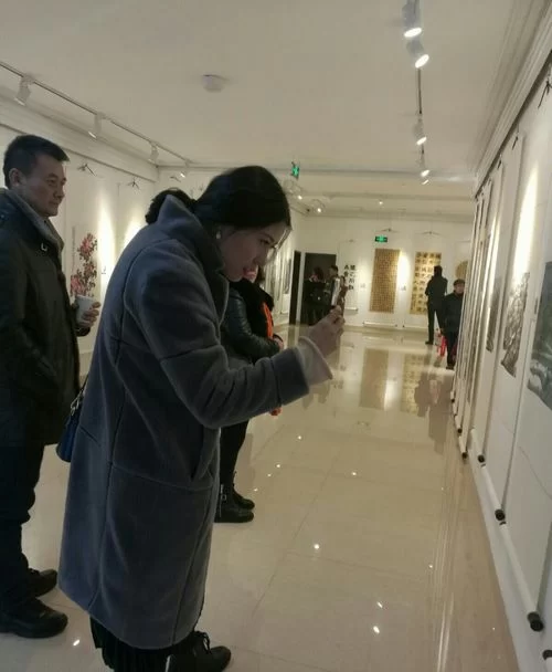 翰墨温江.《风清气朗 笔墨情缘》四川元朗书画院首届学术联展开幕(图16) IMG_20170123_230351