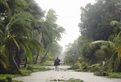 特朗普幕僚擅发飓风假新闻 吐槽声完全挡不住!(图1)
