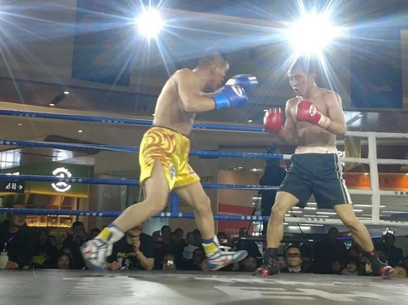 天图杯WBA排位赛中国四川站人气爆棚,成都拳迷热烈追捧!(图1) 天图杯WBA排位赛中国四川站人气爆棚,成都拳迷热烈追捧!(图1)