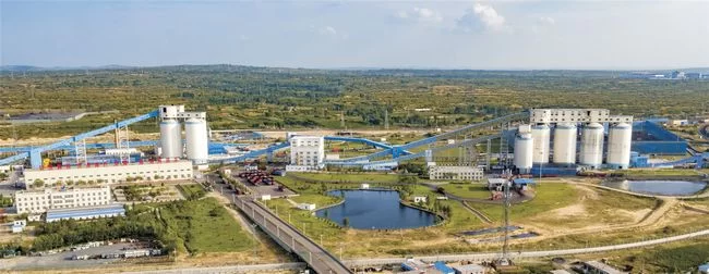 20年建设焕然一新 陕西榆林城区变得更大更美更宜居(图3) 榆林能源集团年产1000万吨榆树湾煤矿