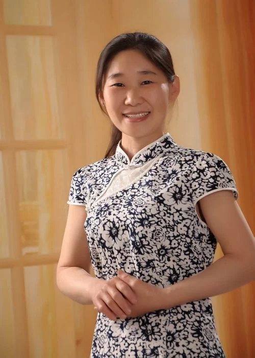 笔墨酣畅,思辨古今——王娟书法作品欣赏(图1) 书法家王娟