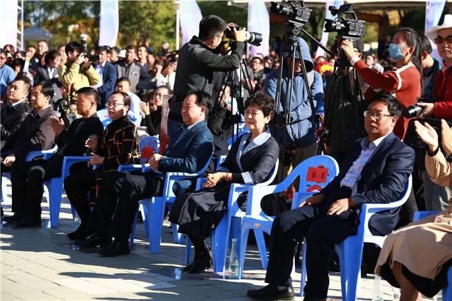 2018环球旅游小姐世界总决赛入城仪式在宁夏中卫市举行(图3) 2018环球旅游小姐世界总决赛入城仪式在宁夏中卫市举行