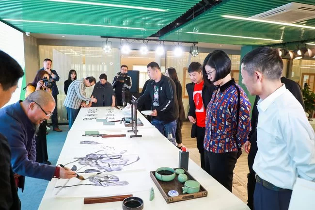 水城迁安展示周暨京迁文创产业协同发展论坛在京召开(图1) 水城迁安展示周暨京迁文创产业协同发展论坛在京召开