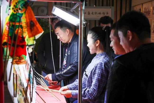 水城迁安展示周暨京迁文创产业协同发展论坛在京召开(图3) 水城迁安展示周暨京迁文创产业协同发展论坛在京召开