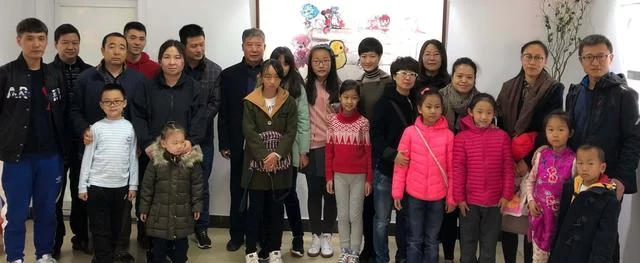 "小小艺术家·张书畅作品展"在北京冉青艺术空间开幕(图1) "小小艺术家·张书畅作品展"在北京冉青艺术空间开幕(图1)