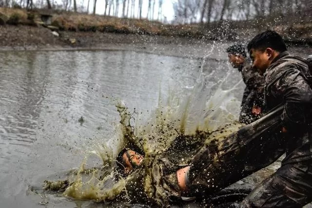 揭秘“苍狼”:没有姓名,没有职务,只有代号(图8) 揭秘“苍狼”:没有姓名,没有职务,只有代号……