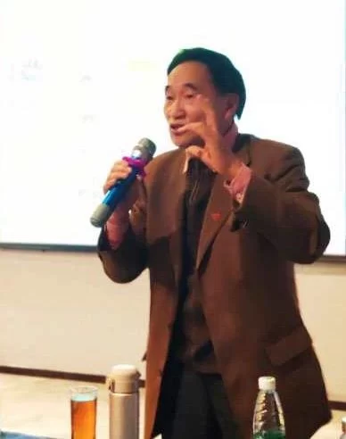 将军学者当学生 陈红涛教授五环养生功法研修三班成功开班(图6) 将军学者当学生 陈红涛教授五环养生功法研修三班成功开班(图6)