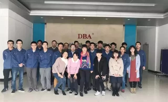 手机制造业"机器换人"的领跑者(图7) 手机制造业"机器换人"的领跑者(图7)