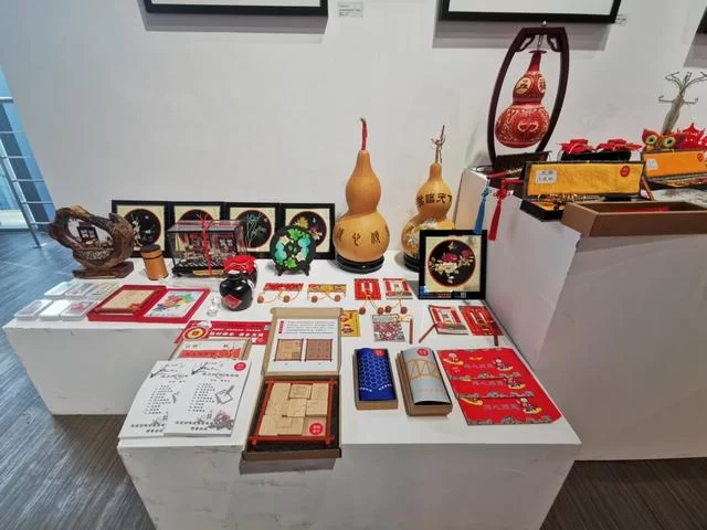 “顺意好礼”特色文化旅游商品设计征集大赛初赛评审会召开(图3) “顺意好礼”特色文化旅游商品设计征集大赛初赛评审会召开(图3)